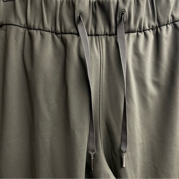 Lululemon On The Fly Pants Olive Green Size 6 - Picture 7 of 12